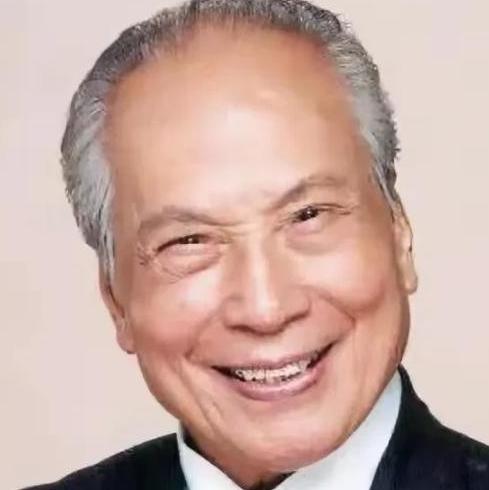 1964年，曹达华在澳门赌场贵宾厅里，输了几百万港元，放现在可是几十亿量级，赌王