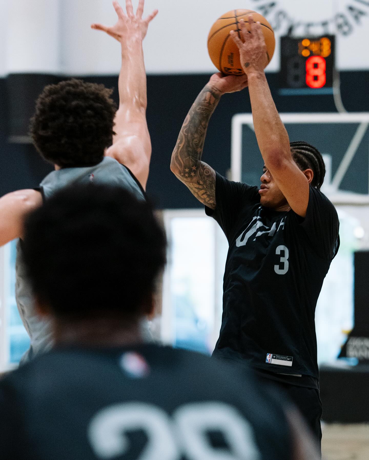 一切正在整合! 爵士官方晒球员训练照, 乐福克莱顿等人入镜