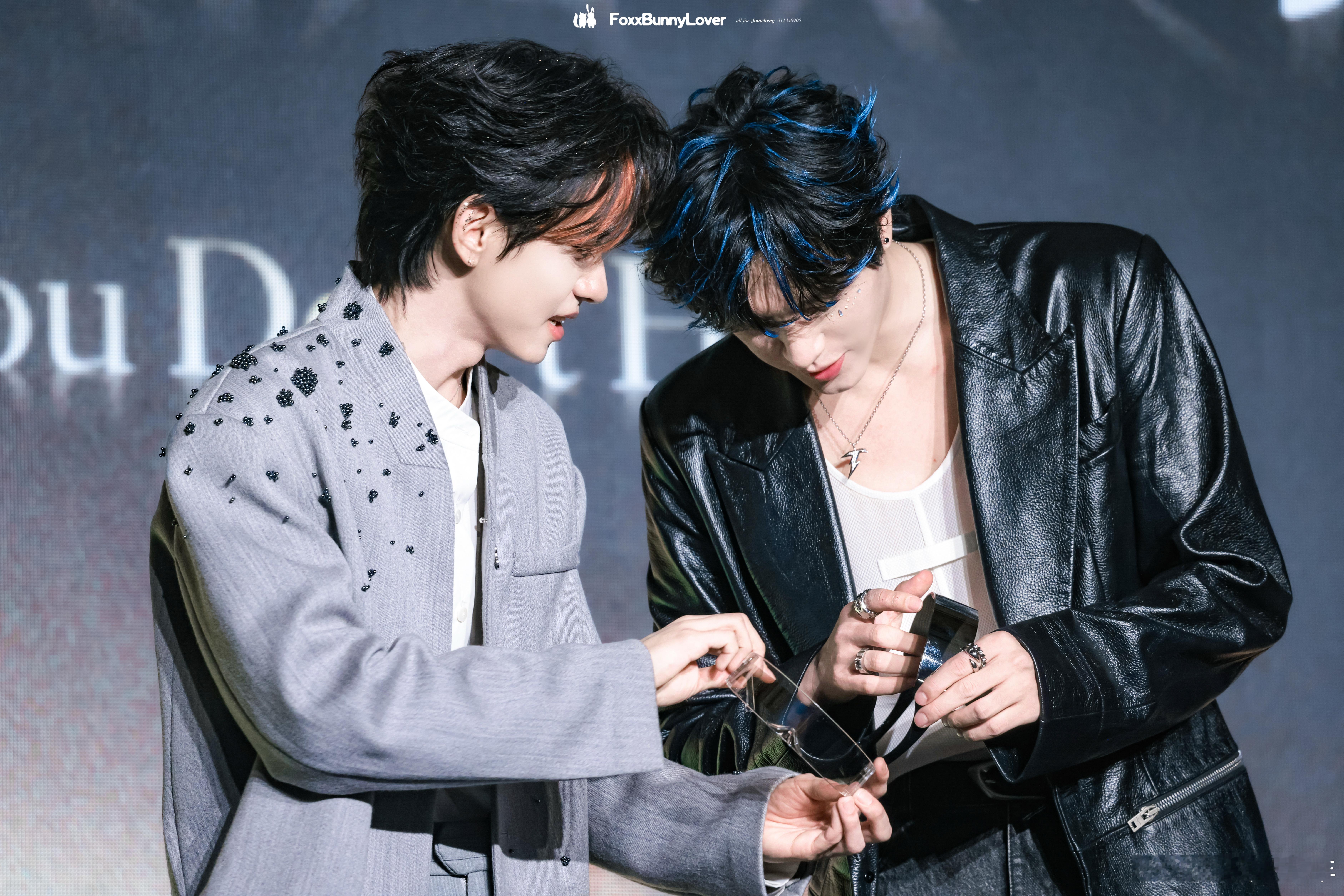 🩷💚装天生一对很难，幸好展丞本就天生一对 ˃ 𖥦 ˂