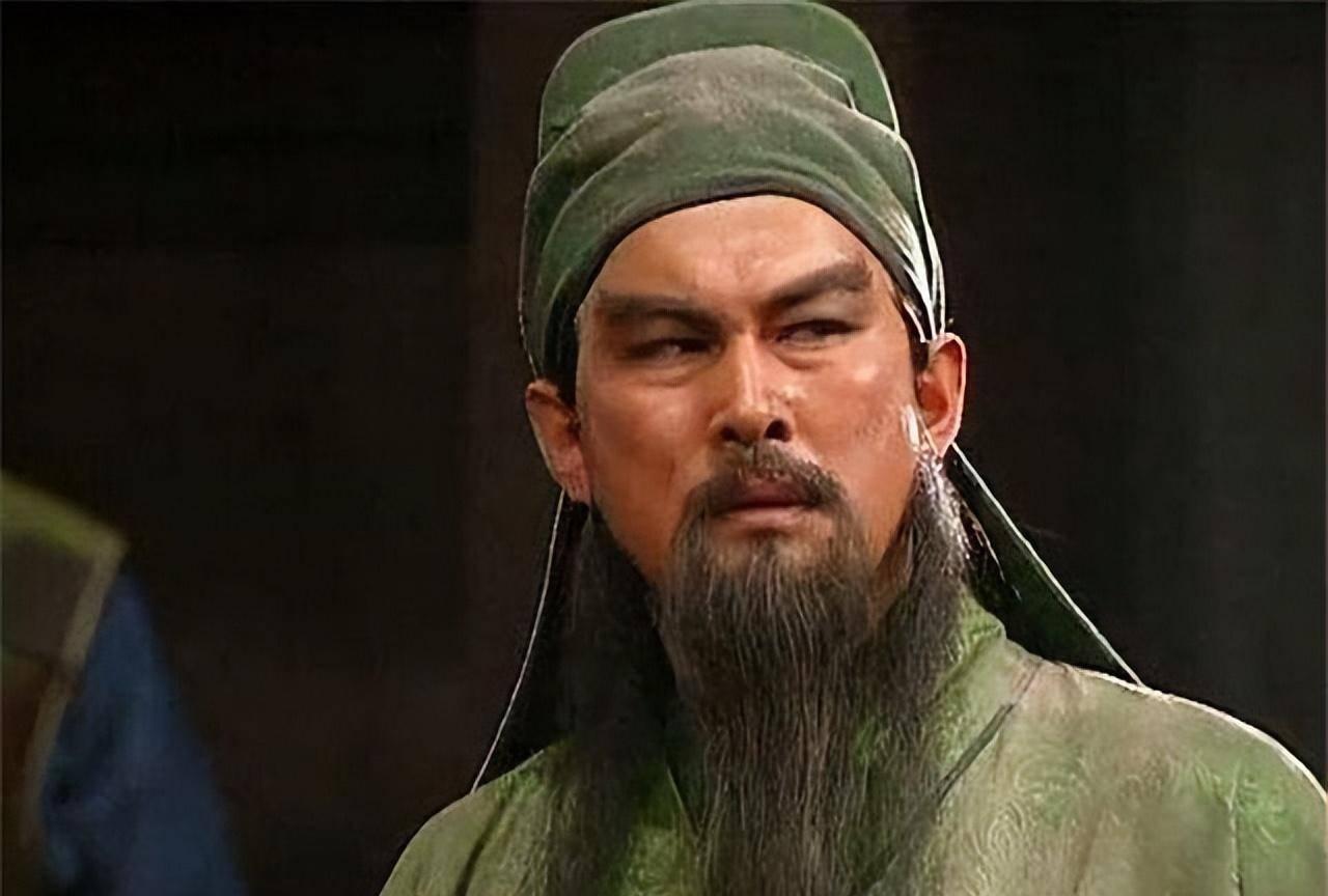 别再被《三国演义》骗了，正史中的关羽，其实是个好色之徒。罗贯中在《三国演义》中