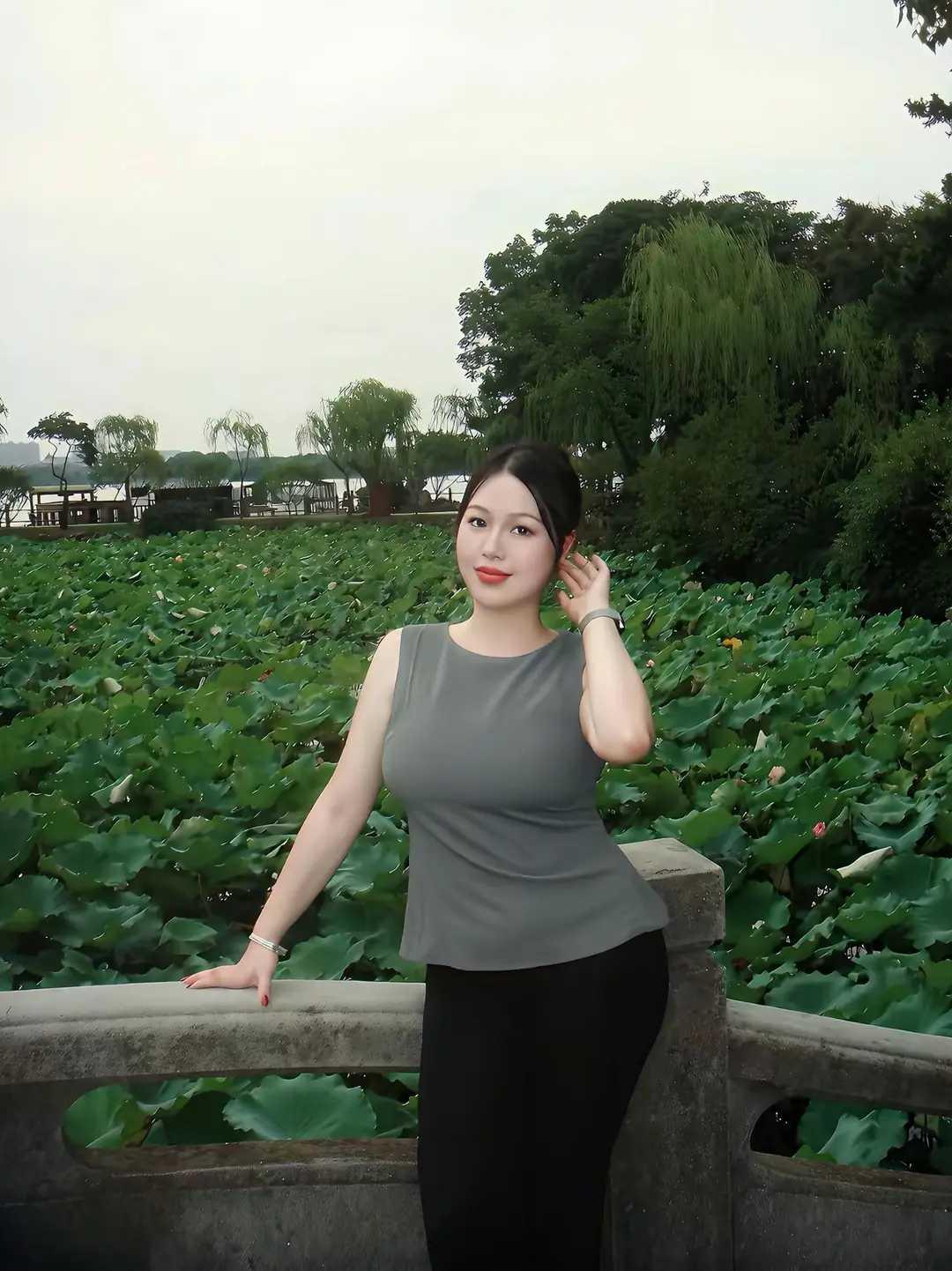 晒图笔记大赛成熟的女人更有魅力