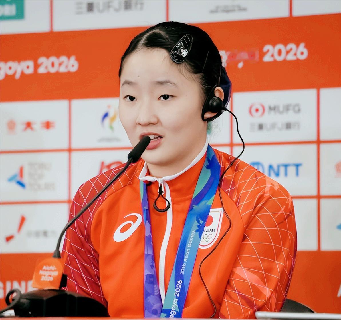 张本美和1:4输给王曼昱后失声痛哭，采访时说：这是一场完败，王曼昱各方面都要胜过