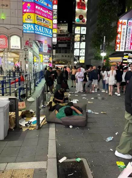 毁掉一个国家不一定非得打仗，谁能想到当年把家电、汽车卖遍全球，号称“经济巨人”的
