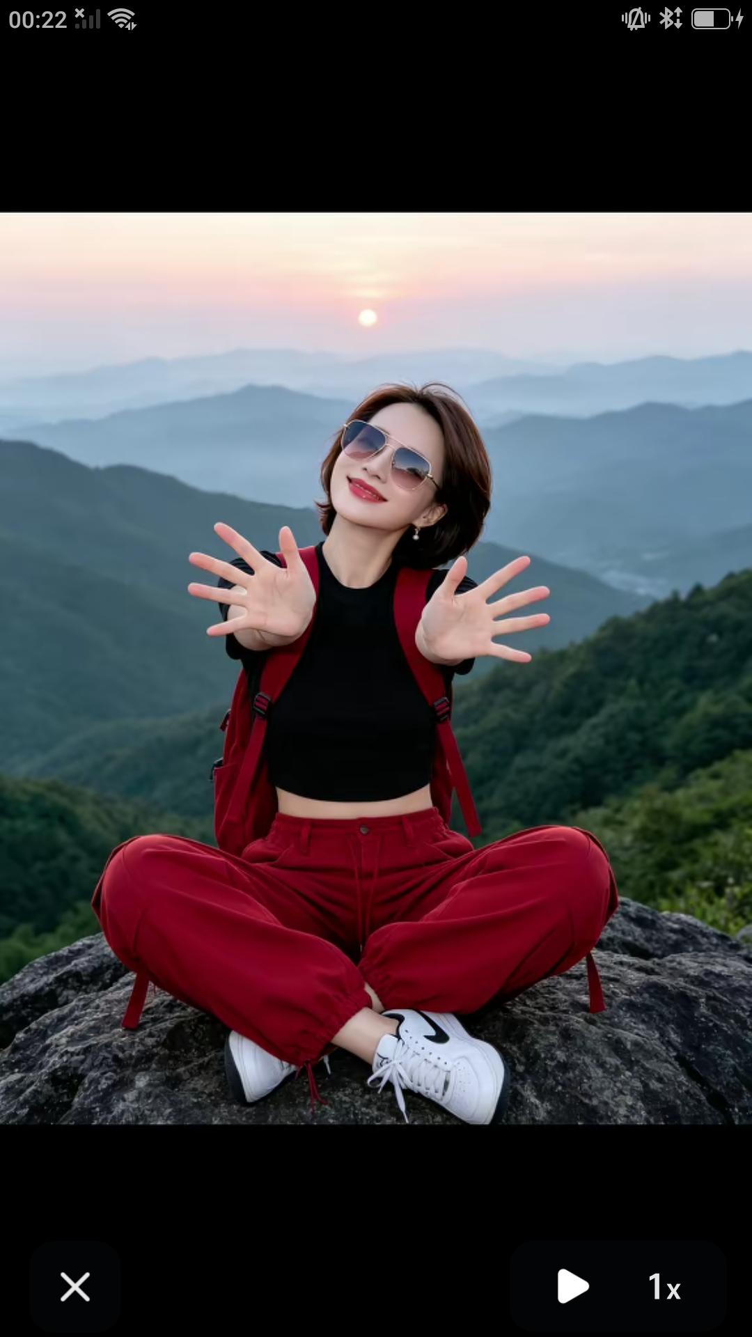 【昨天昔日央视一姐董卿更新社媒，分享户外旅游照片，网友评论卿姐依旧气质非凡啊。董
