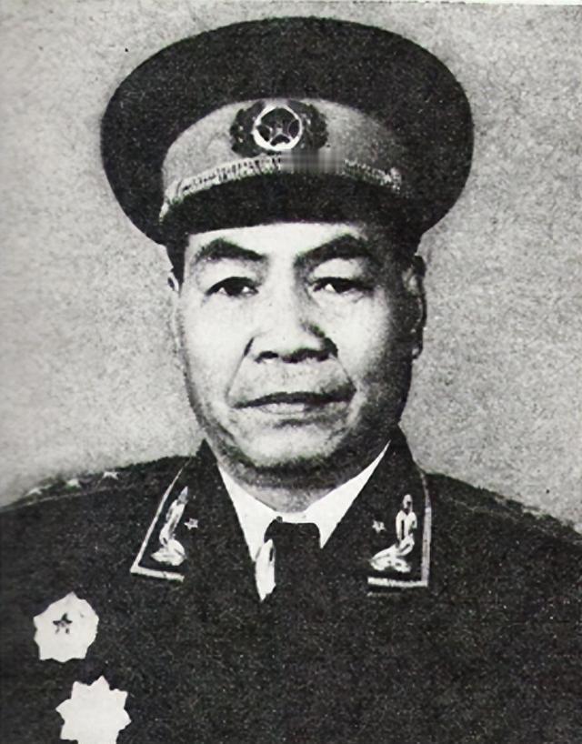 胡琏与张宗逊为堂兄弟？胡琏侄子胡之驹回忆，其小学老师是张宗逊的亲弟弟张宗魁，张老