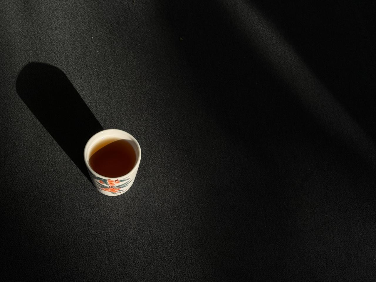 这4类茶不能久放，别再被“茶叶越久越香”骗了！绝大多数茶叶适合喝新，根本不适合
