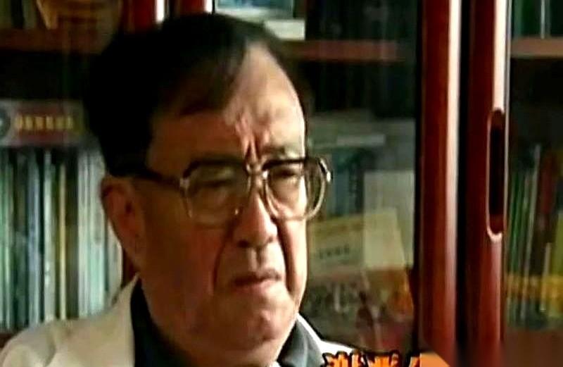 中国电影史上，没人绕得开谢晋这个名字。六座百花奖奖杯，《芙蓉镇》《牧马人》的导演