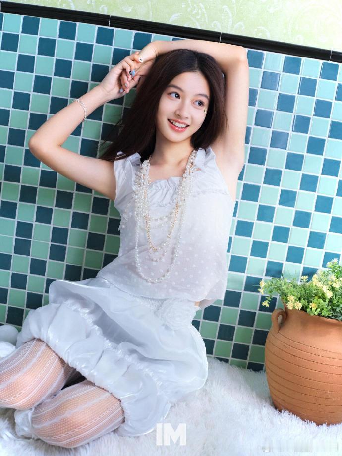 七七的杂志看看咋样捏