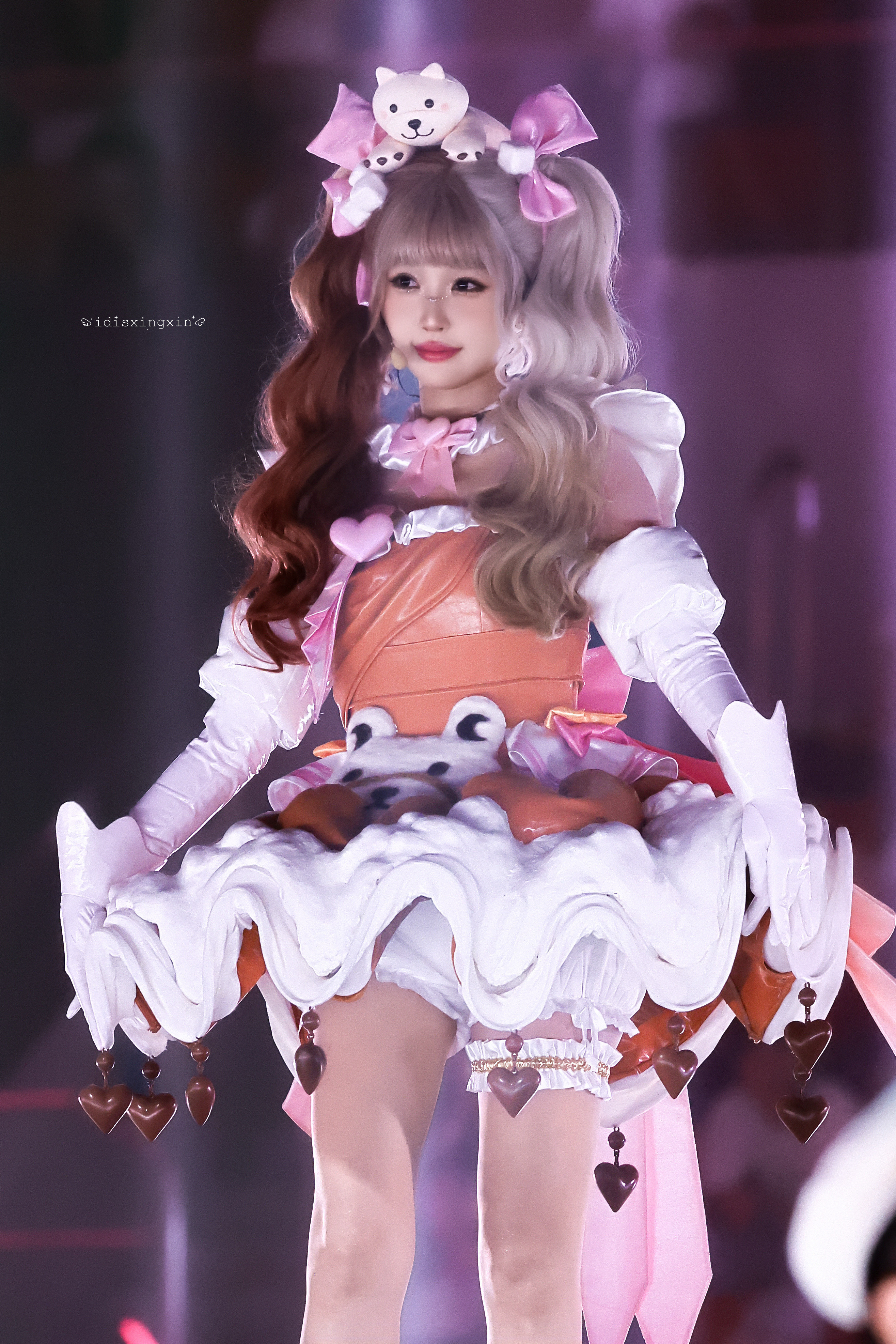 虞书欣超百家站姐愚人节团建发了虞书欣没人能抵抗这只萌物吧！站姐团建发虞书欣超