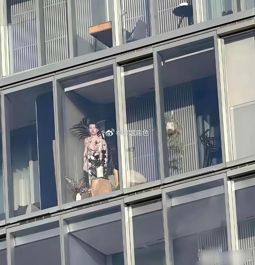 这种邻居可以投诉吗？有些吓人！把我孩子都吓哭了！