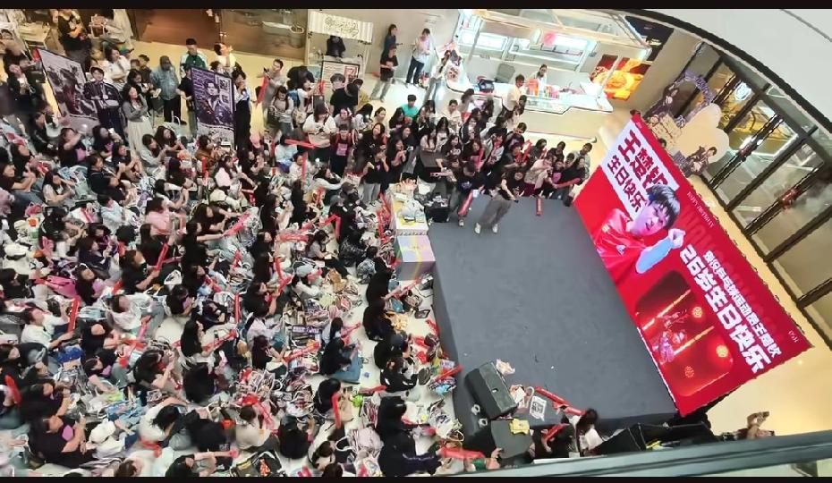 王楚钦，请看看啊！虽然有人黑～你，但是，有更多的人爱你！你的26周岁生日，其实你
