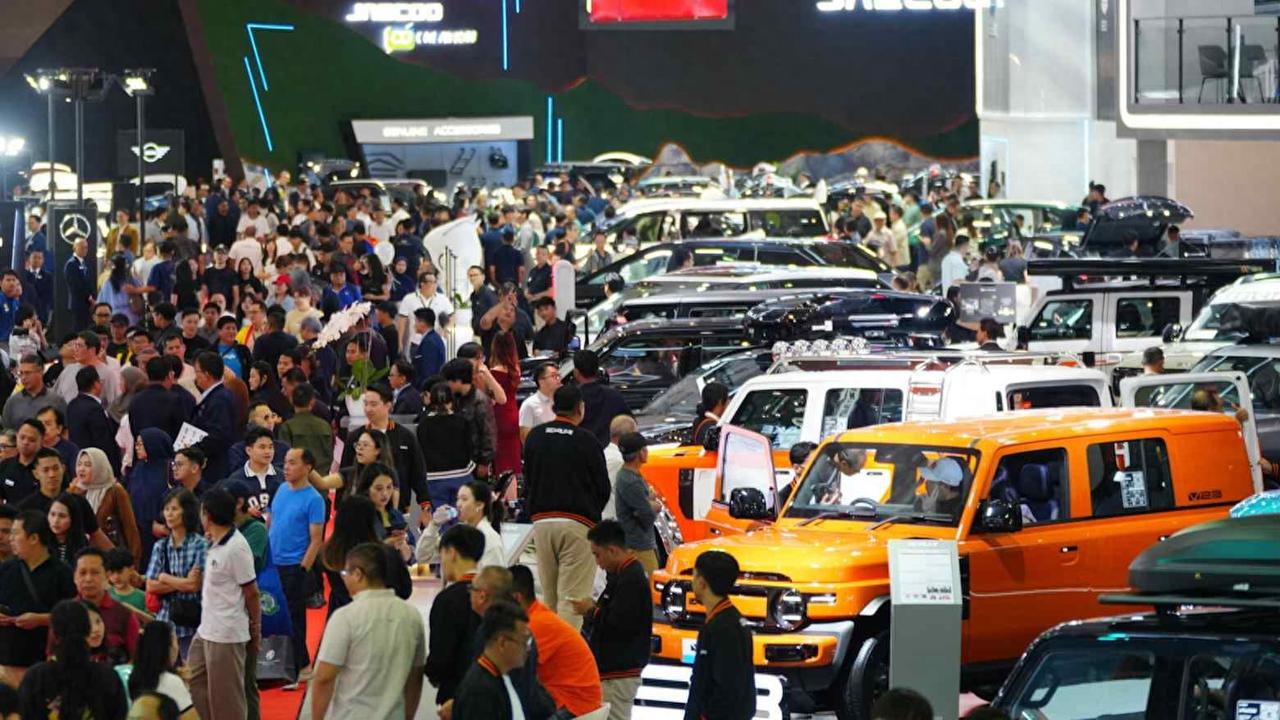 舍近求远？印尼豪掷24万亿买印度神车，33万本土工人的饭碗悬了！最近印尼那边