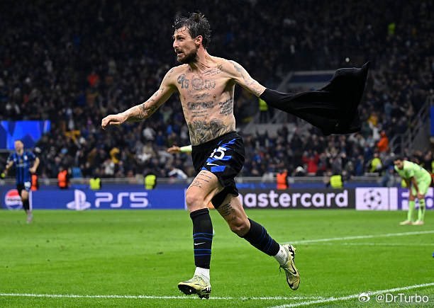 米兰体育报：比赛克将因伤缺席对阵罗马的比赛卡洛斯·奥古斯托也将因累计黄牌停赛而