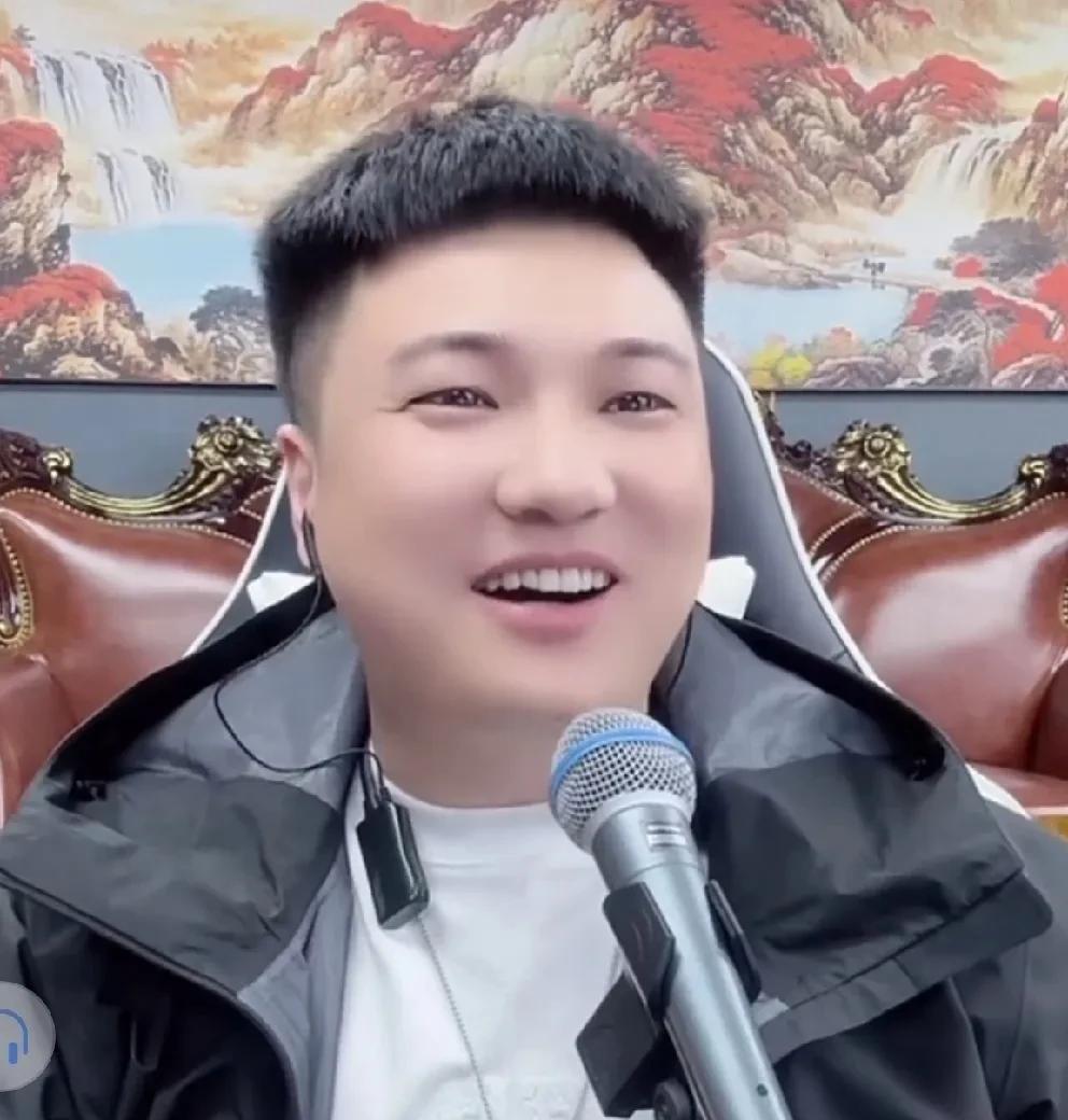 驴家阿宇质疑桐桐香草味母乳！前不久报道驴家桐桐自称坐