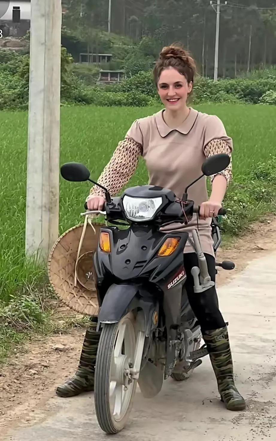 2018年，21岁意大利富家女，瞒着父母与27岁广西农村男子相恋生子，婚后竟迷上