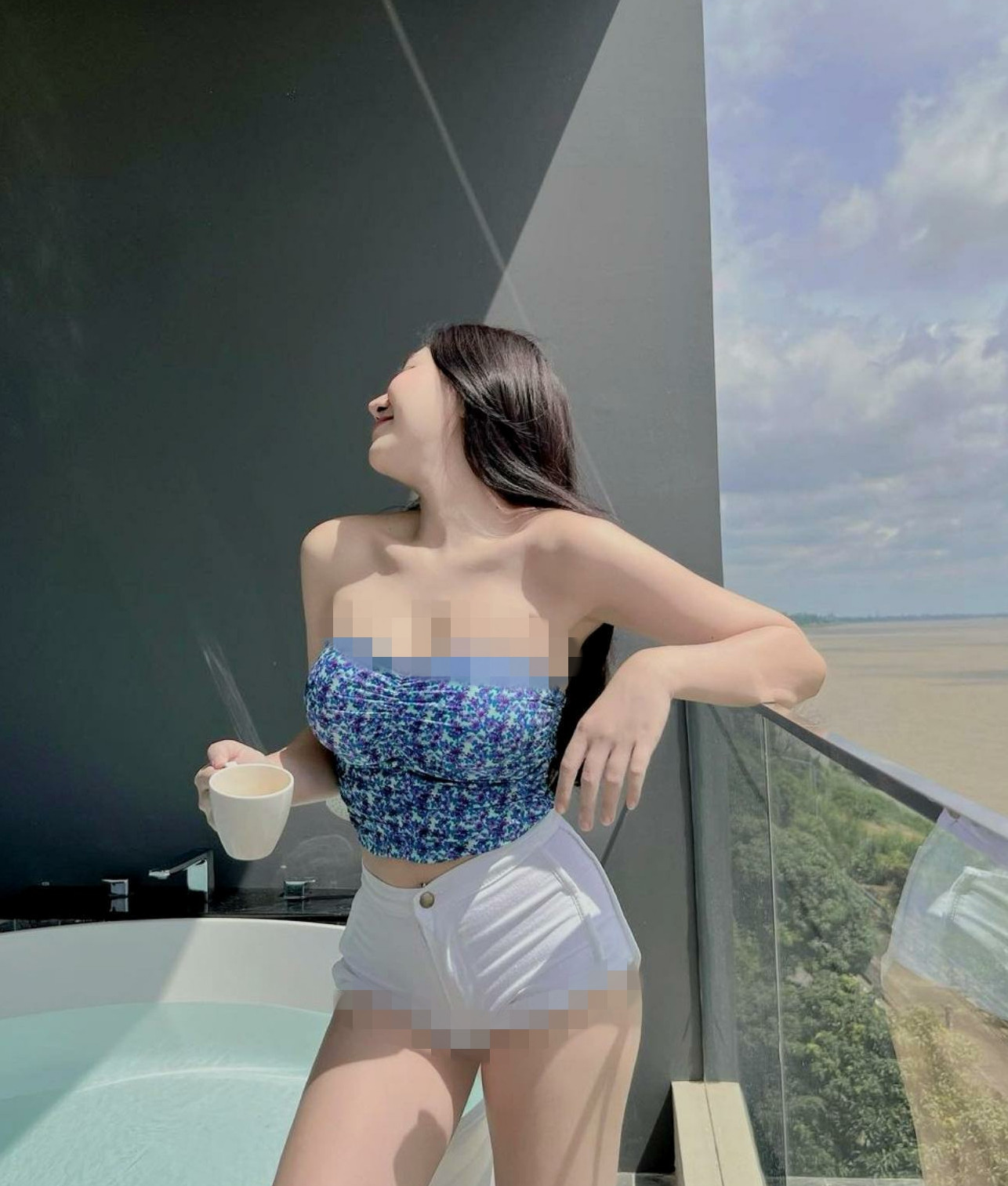 对象去试菜，她的美食博主朋友邀我当小白鼠。