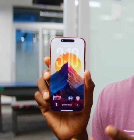 找了张壁纸，不用谢