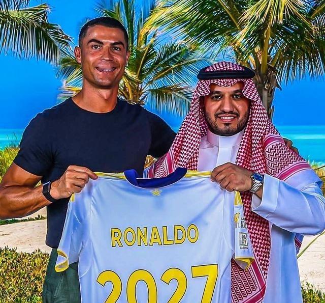 C罗为什么愿意长留沙特联赛？C罗选择长留沙特联赛，首先得说说那份让人眼红的合同