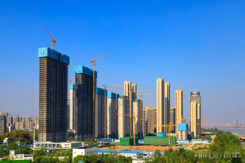 武汉新房销售面积翻倍、二手房跟涨！五一楼市热度走高，一线城市成交暴涨40%