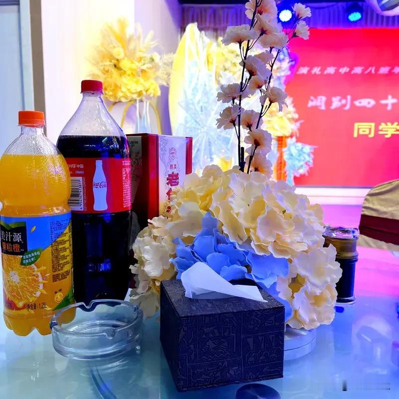 朋友孩子考的上大，上海办了升学宴，我的孩子考的不理想，没有办，孩子不知道