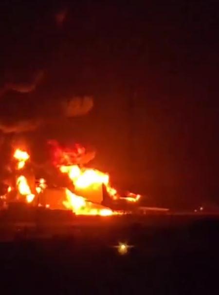 美军据称出动了B-2隐身轰炸机夜袭伊朗德黑兰梅赫拉巴德机场，这个地方怎么了？隐身