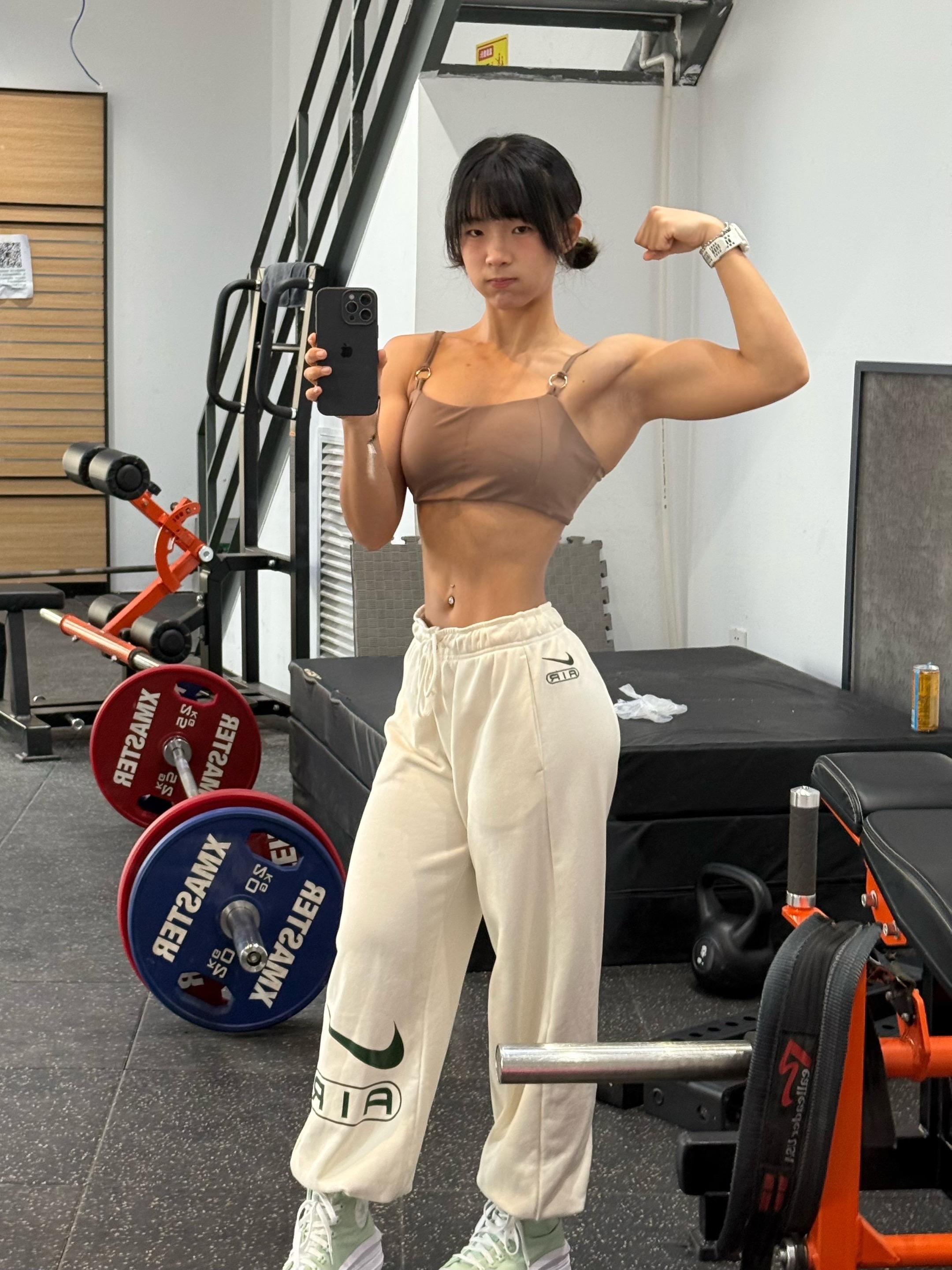 命运戏弄大肥猪。