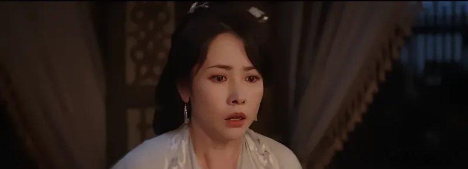 《淮水竹亭》东方家族的东方灵血，其实就是怀璧其罪。被当做献祭品的北派圣女江倦雪，