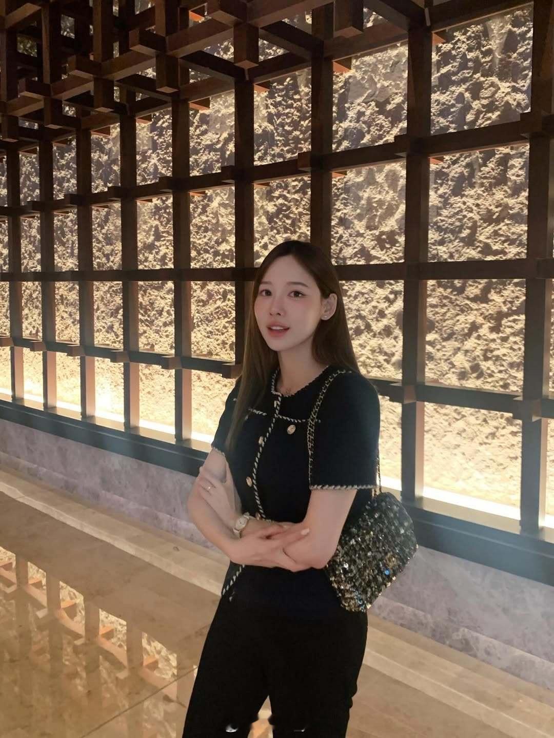 换乘恋爱娜妍新加坡旅游推荐打卡莱佛士酒店​​​