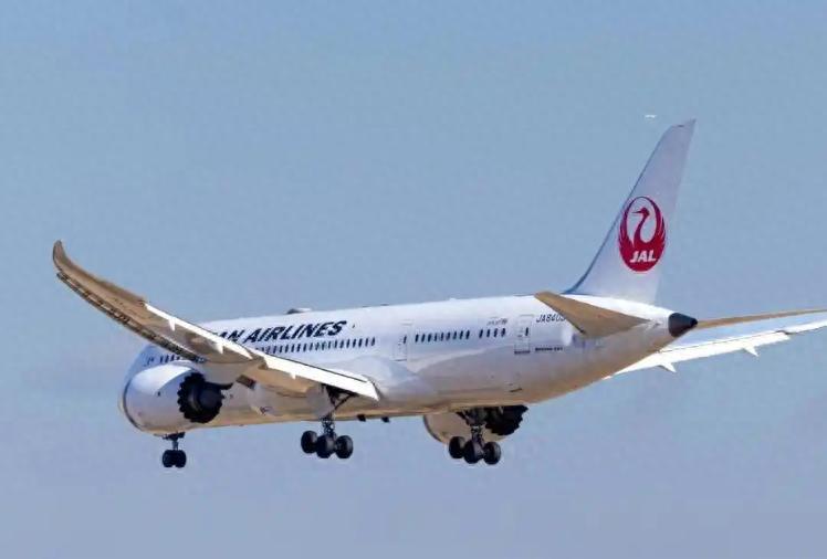自从7月1日我国正式开始收取外国飞机领空过境费之后，日本日本所有赴欧航班