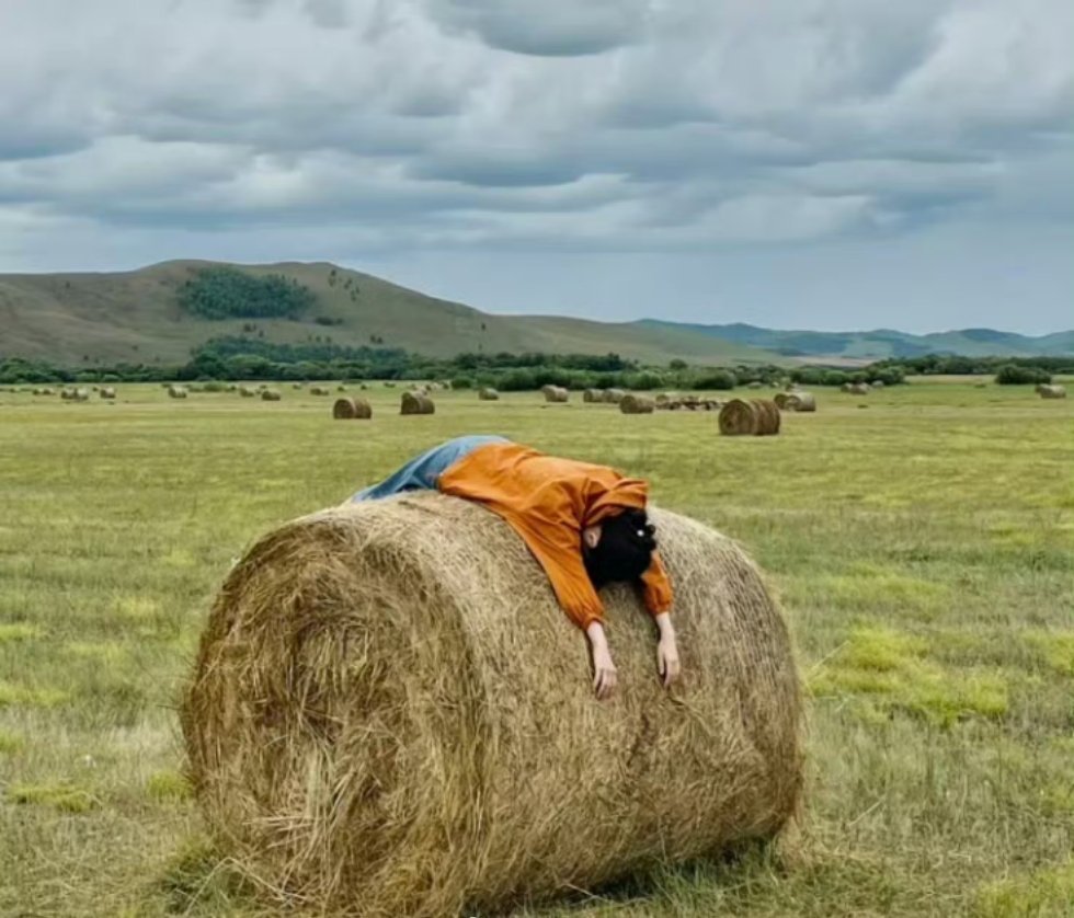 我已经没有兴趣，给每个人留下好印象，你所见即是我，好与坏我都不反驳我不想解释，更