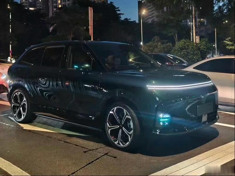 小鹏G9L就这么水灵灵地上路测试了？