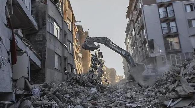 中国拒绝了一笔接近6000亿美元的生意！乌克兰战后重建十年缺口已经涨到5880亿