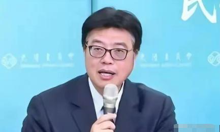 4月10日下午，台湾陆委会主委邱垂正召开记者会，抛出“绝不接受‘九二共识’”“台