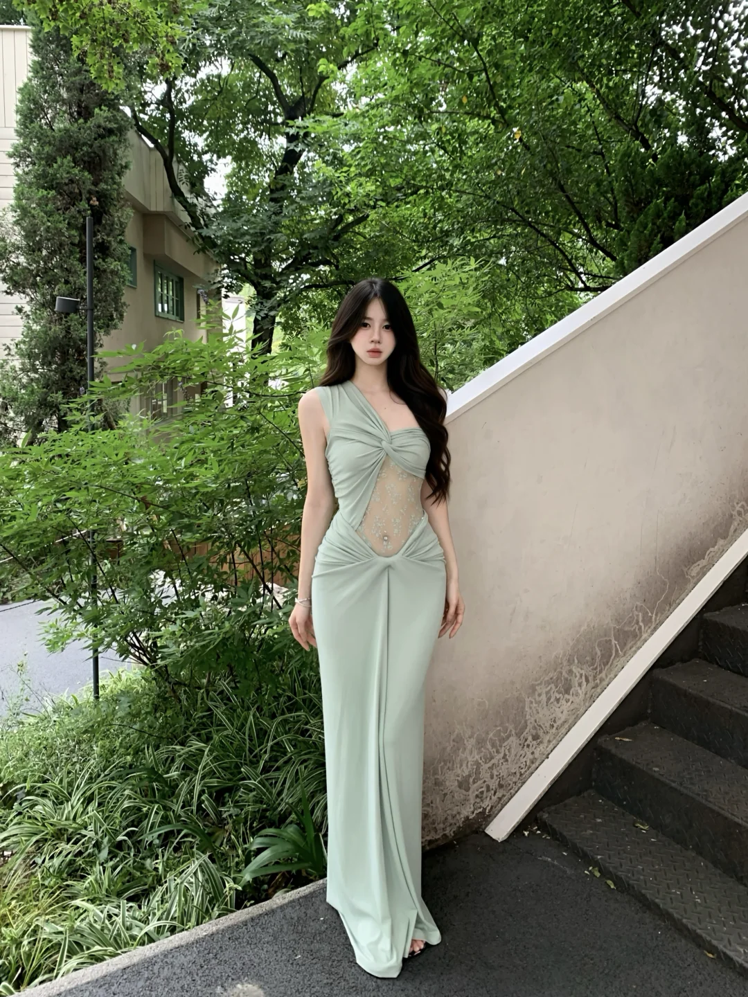 不知道 我的身材很曼妙