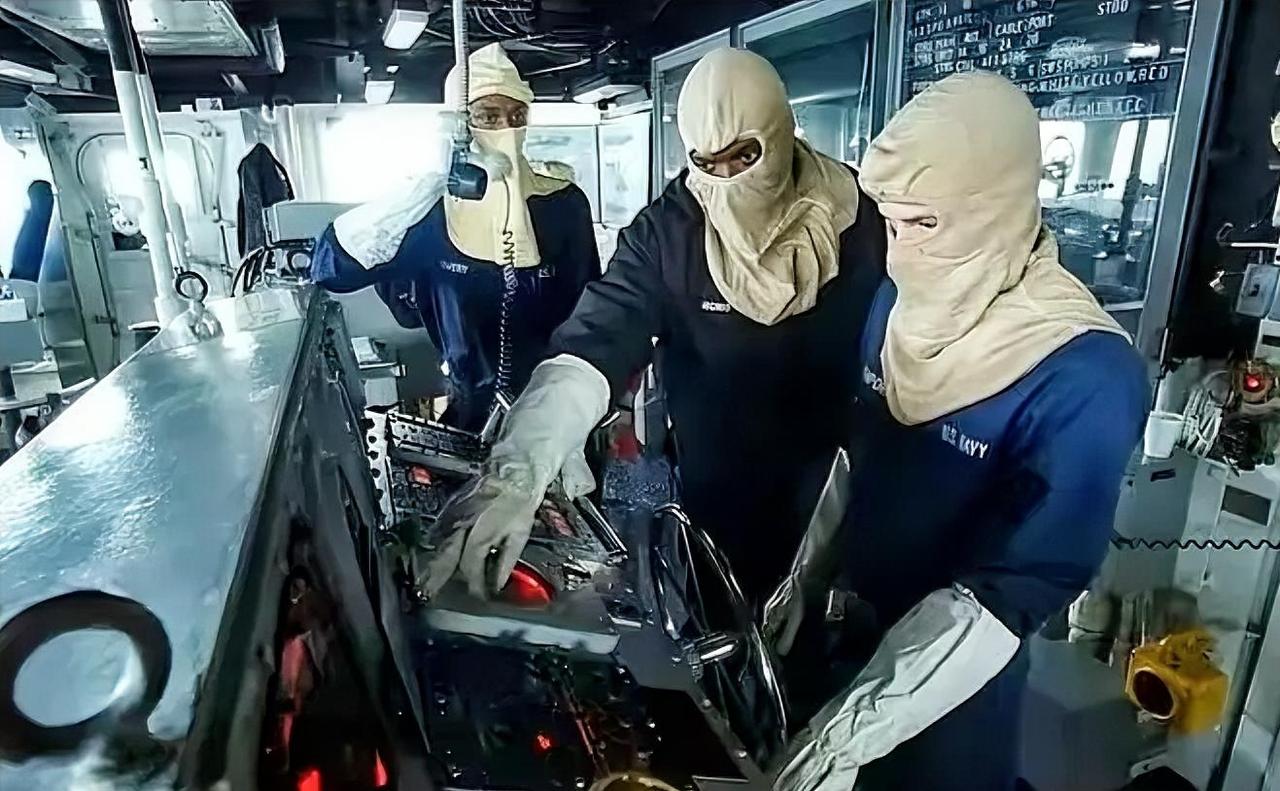 正义使命-2025演习中，我海军指战员戴头套的真相，远比你想的更硬核有谁知