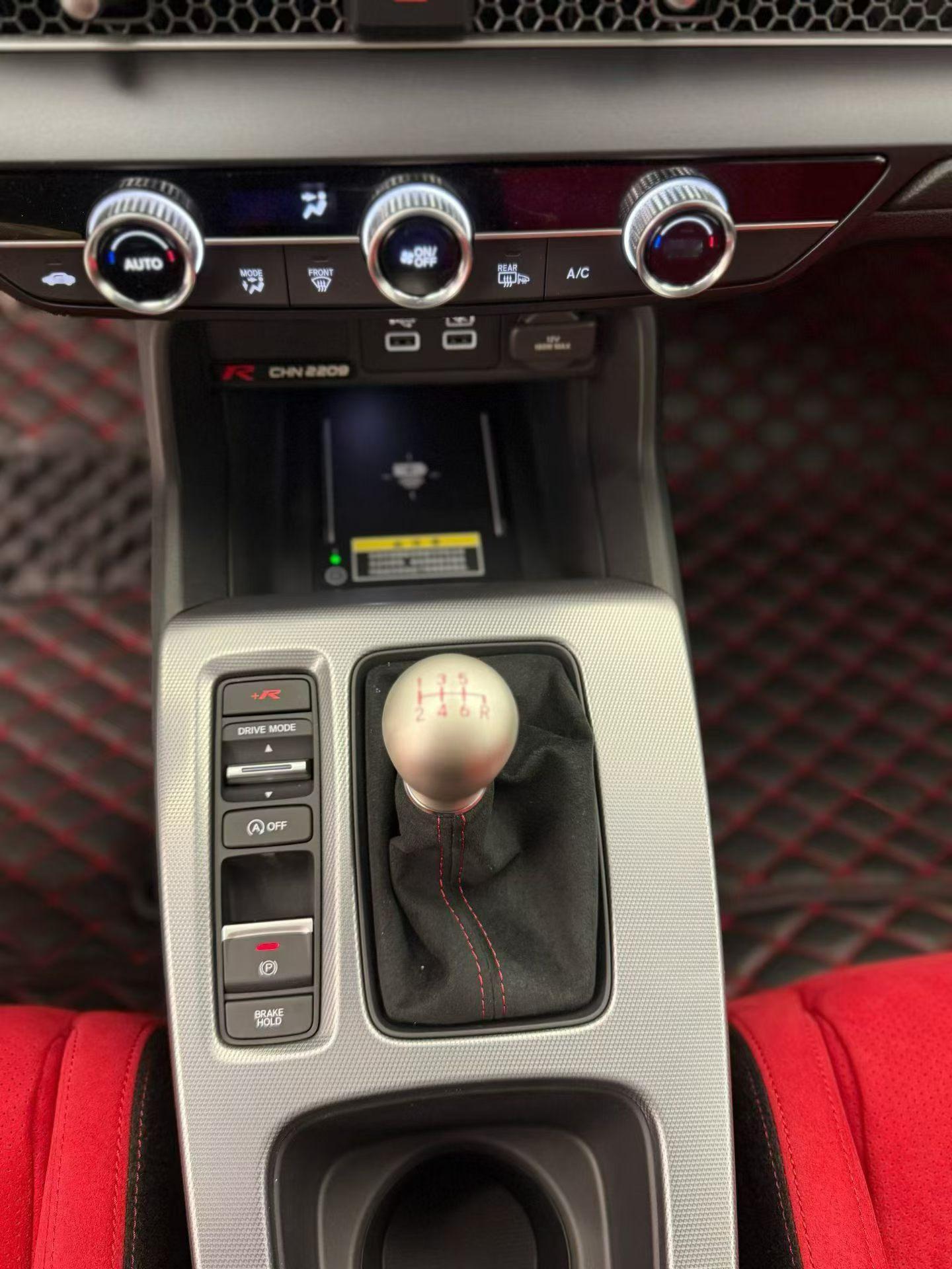 为什么我那么喜欢抓？