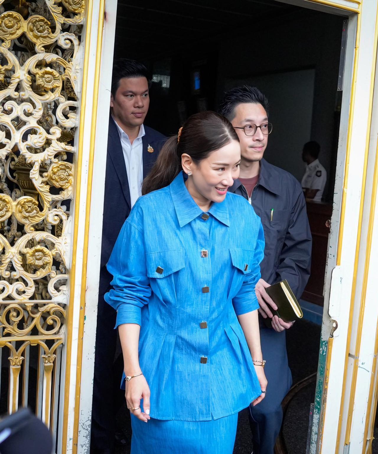 萍通塔貌美年轻，跟妹妹佩通坦长得好像2025年10月9日，佩通坦姐姐萍通塔，探