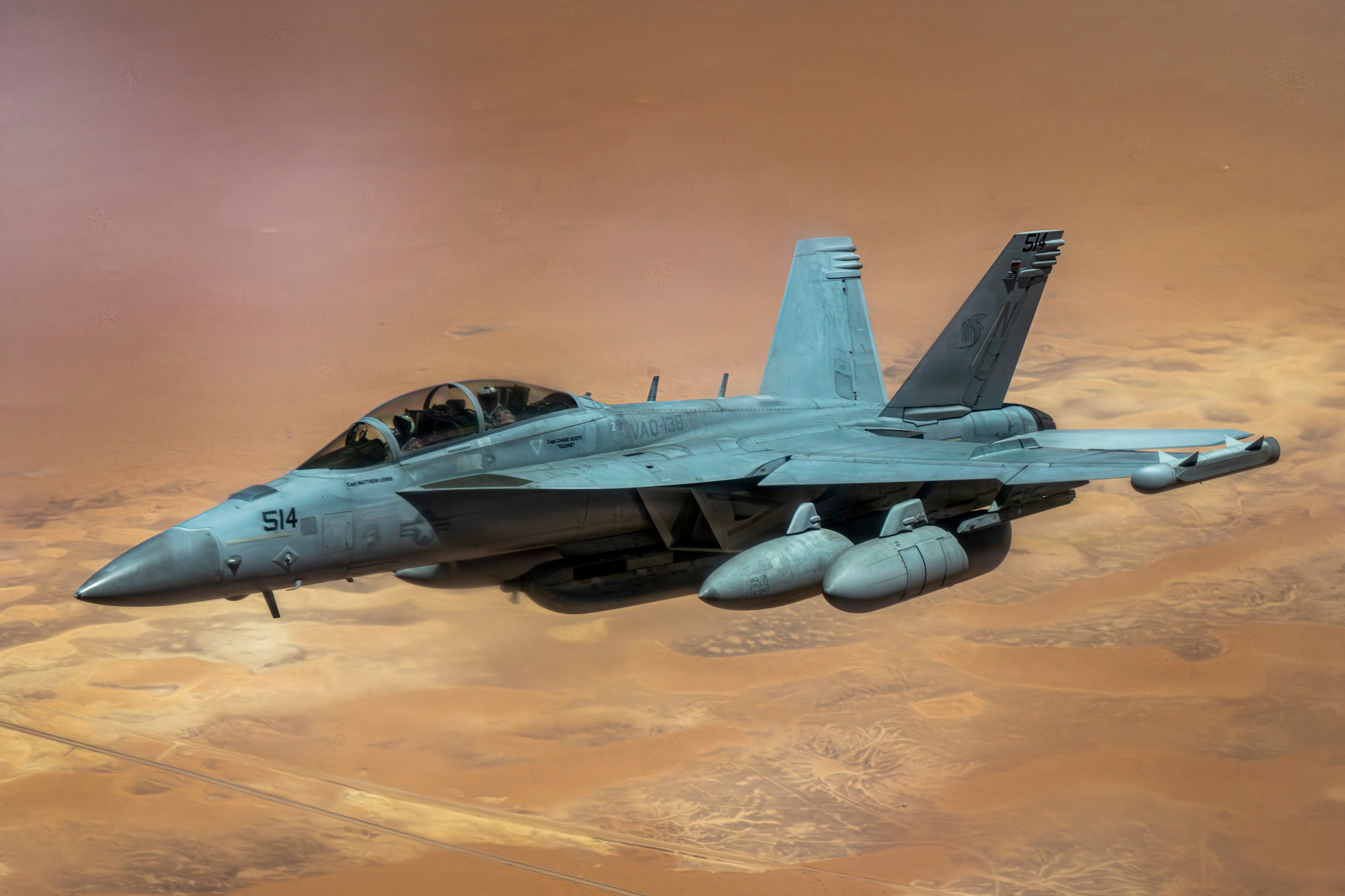 2026年8月3日，美国海军第138电子攻击（VAQ-138）“黄蜂”中队的一架
