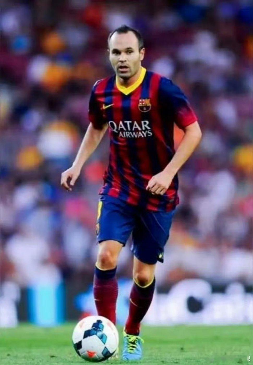 伊涅斯塔接受采访，选出了有史以来最佳5名球员。梅西惨遭落选！伊涅斯塔选最佳五人：