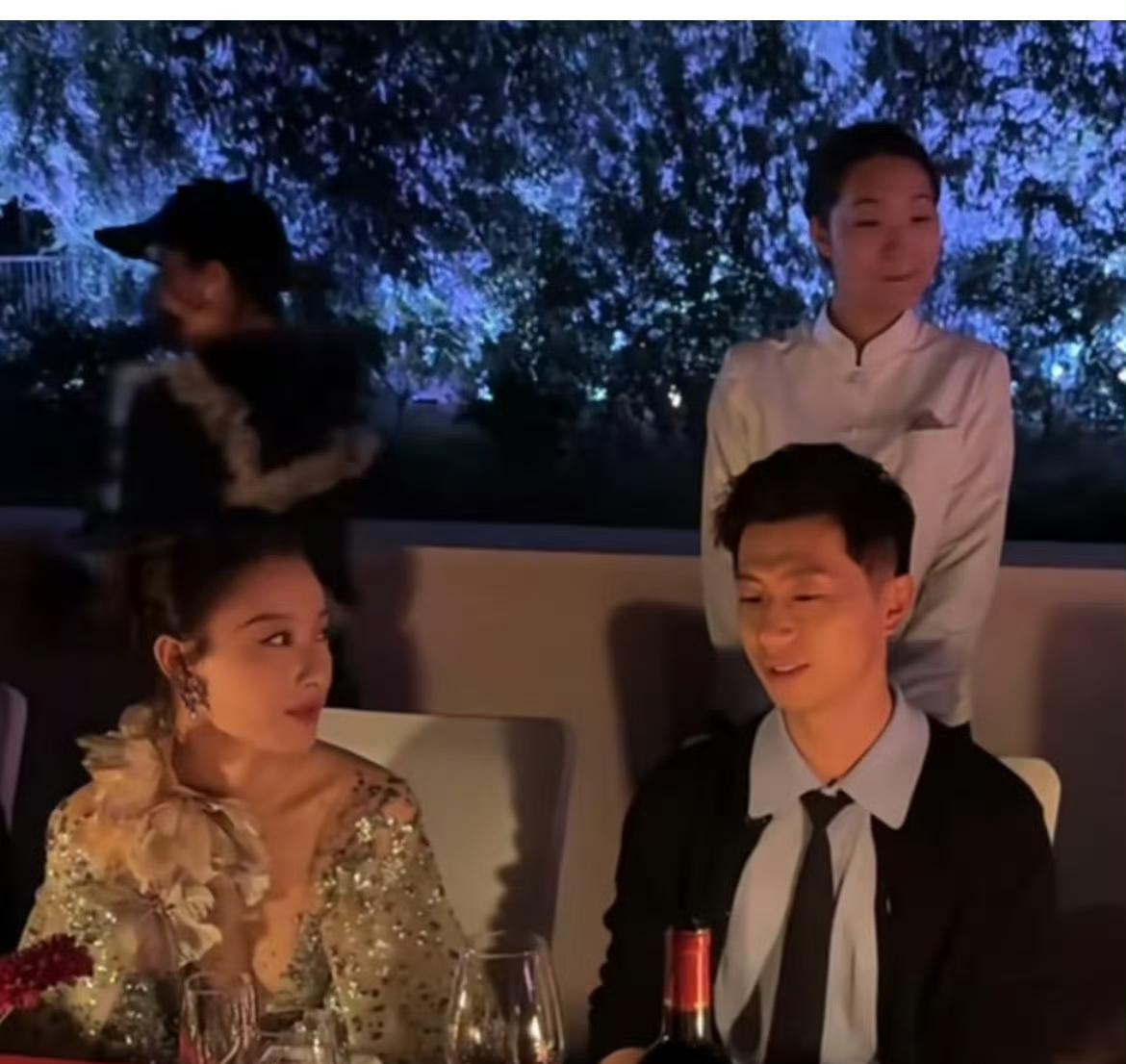 从18岁理想型到坐在倪妮身侧，井柏然的“选品眼光”藏着什么？最近一组活动照让#