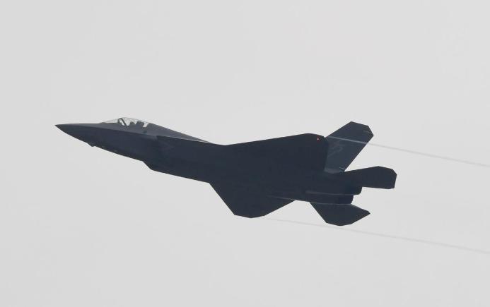 12月29日，印度媒体爆了一个大消息：中国发明了一种颠覆性技术，可以让战斗机实现