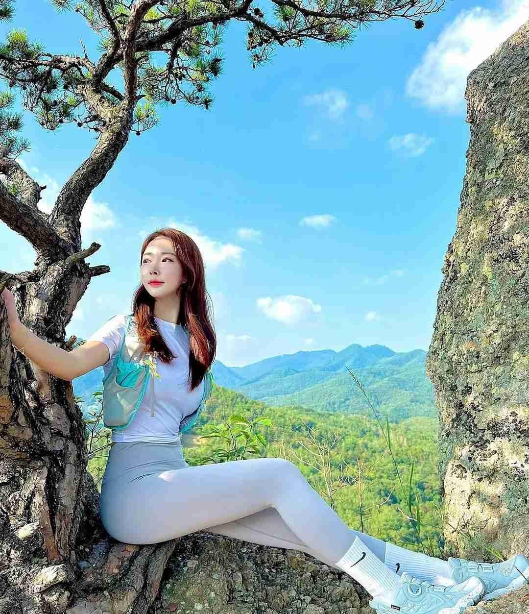 我的今日状态：😁轻松愉快我这里的天气：☀️晴天
