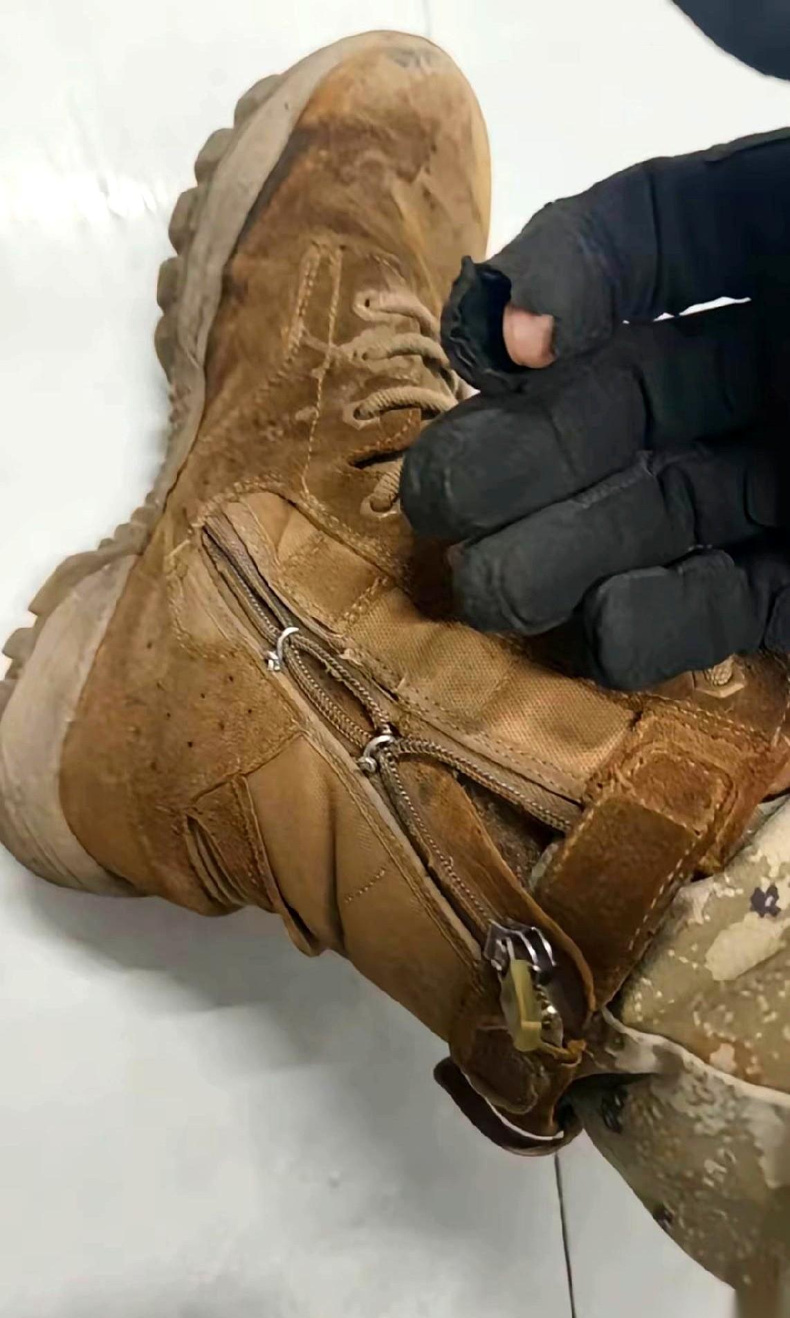 都在传21式作战靴这次“翻车”了。本来指望它是能陪着翻山越岭的铁疙瘩，结果很多