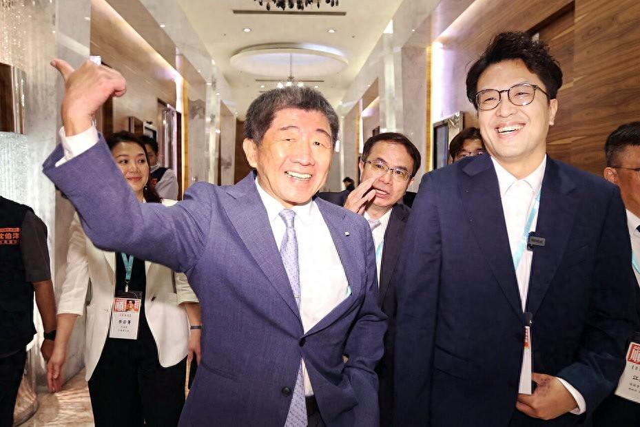 选举拼的是能力，不是拼脸！ 最近，台北市长选战因为“看脸”吵得不可开交。民进