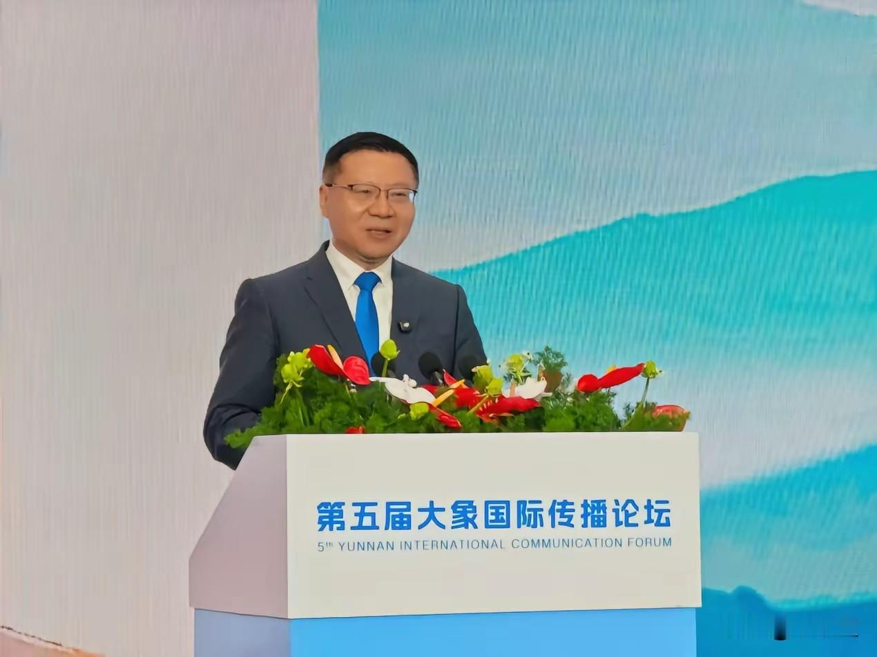 这个教授真是太有才了，门门精通张维为