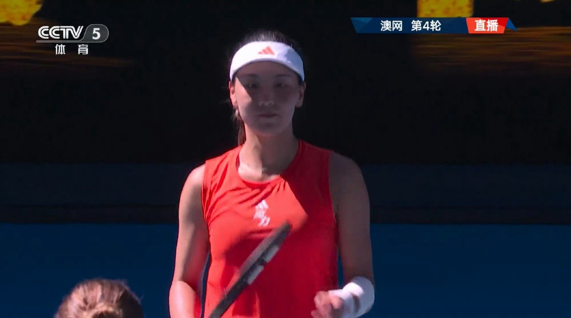 2026澳网女子单打16-8王欣瑜0-2阿尼西莫娃（6-7[4-7]4-6）不