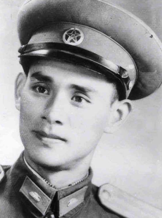 1946年，兰格庄阵地，神枪手魏来国击毙70多个敌人后，被敌人一枪“诱”出战壕，