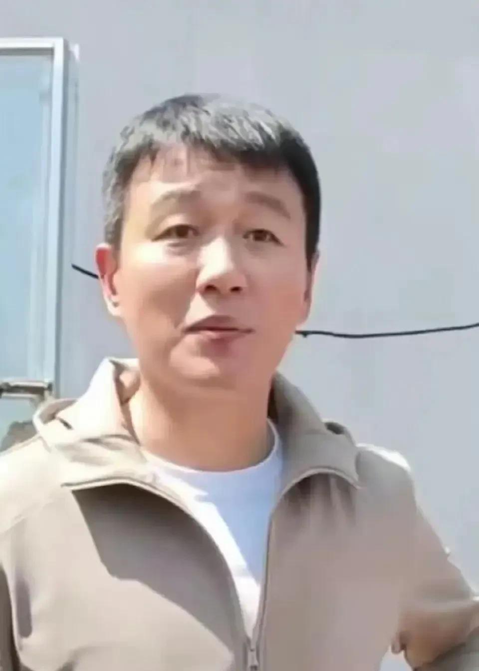佟大为，这是怎么了，有点断崖式衰老！他不过才47岁，怎么就老成这样，眼角下垂，
