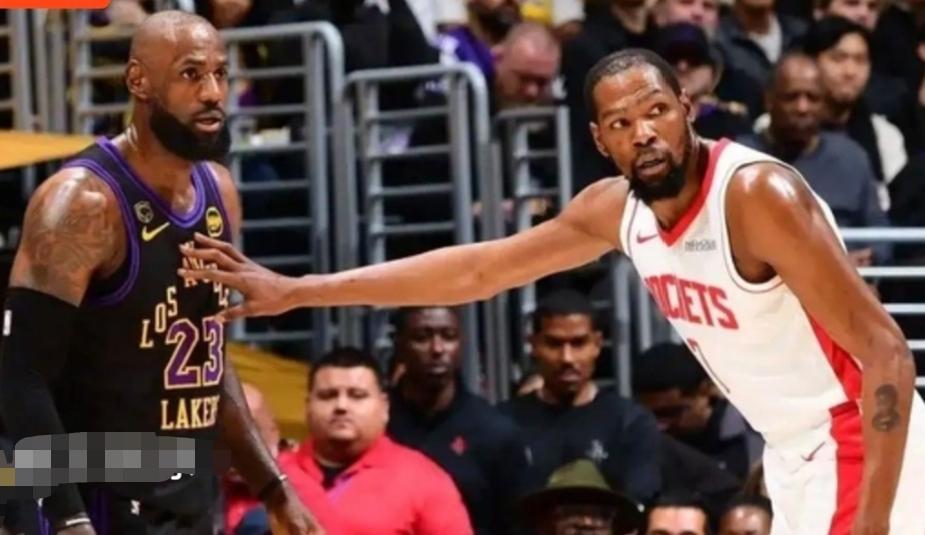 湖人2：0火箭，最郁闷的人，不是杜兰特，也不是火箭老板蒂尔曼·费尔蒂塔。先小人