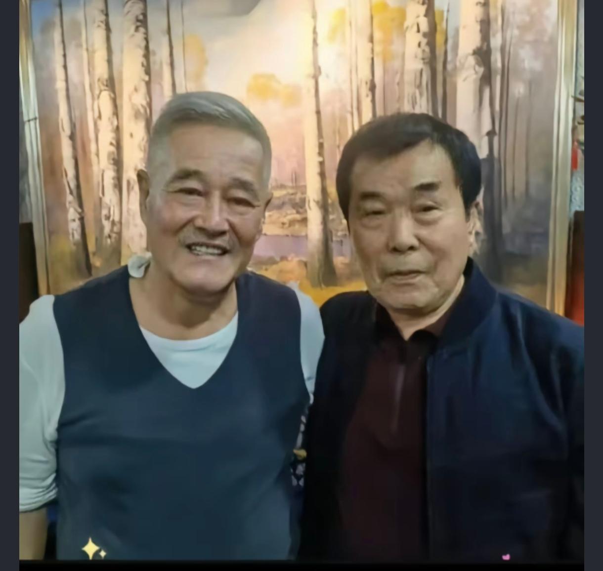 赵本山曾经的御用编剧何庆魁说，赵本山在海南买了一套房子送给了他。赵本山买这套房子